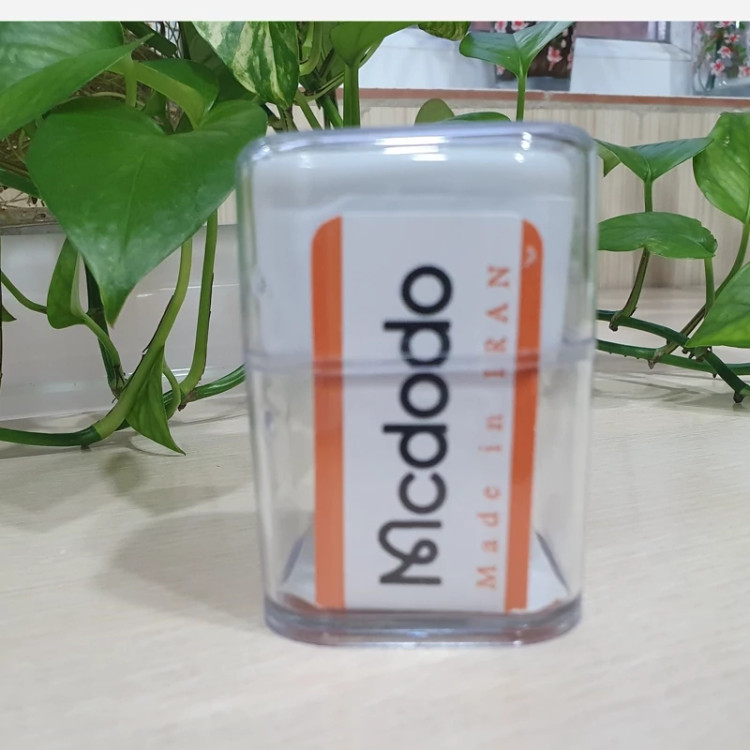 تبدیل 3 به 2 چراغ دار برند mcdodo