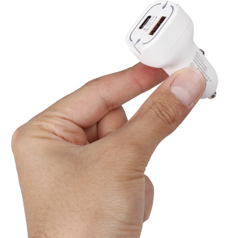 شارژر فندکی 38 وات مدل QC3.0