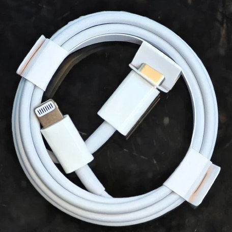 کابل شارژ اصلی آیفون Iphone 13 + شش ماه گارانتی